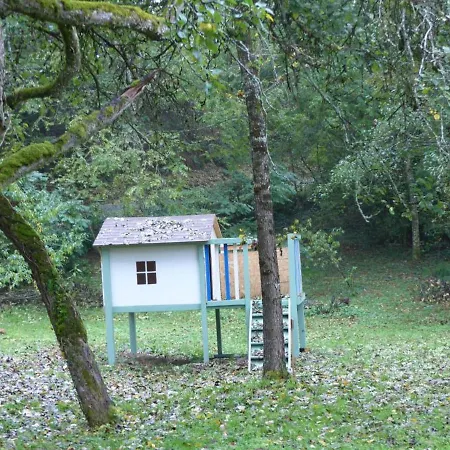 Familial Avec Peche, Cascade, Animaux Et Activites Variees, Proche De Vichy Et Le Pal - Fr-1-489-122 * Barrais-Bussolles