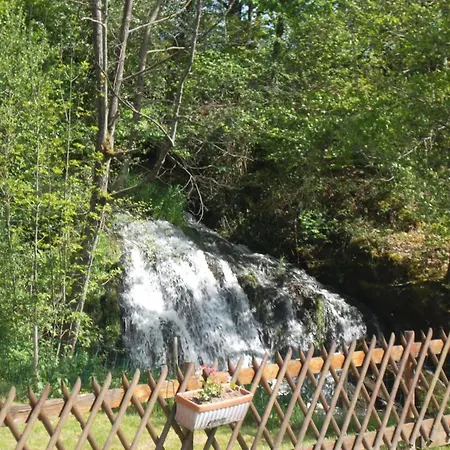 بيت للعطل En Pleine Nature Avec Wifi, Animaux Acceptes - Fr-1-489-122 Barrais-Bussolles